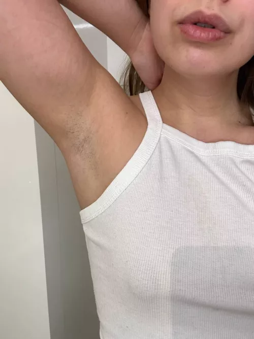 Do you mind if I come to our first date with stubbly armpits or do you like smooth ones?