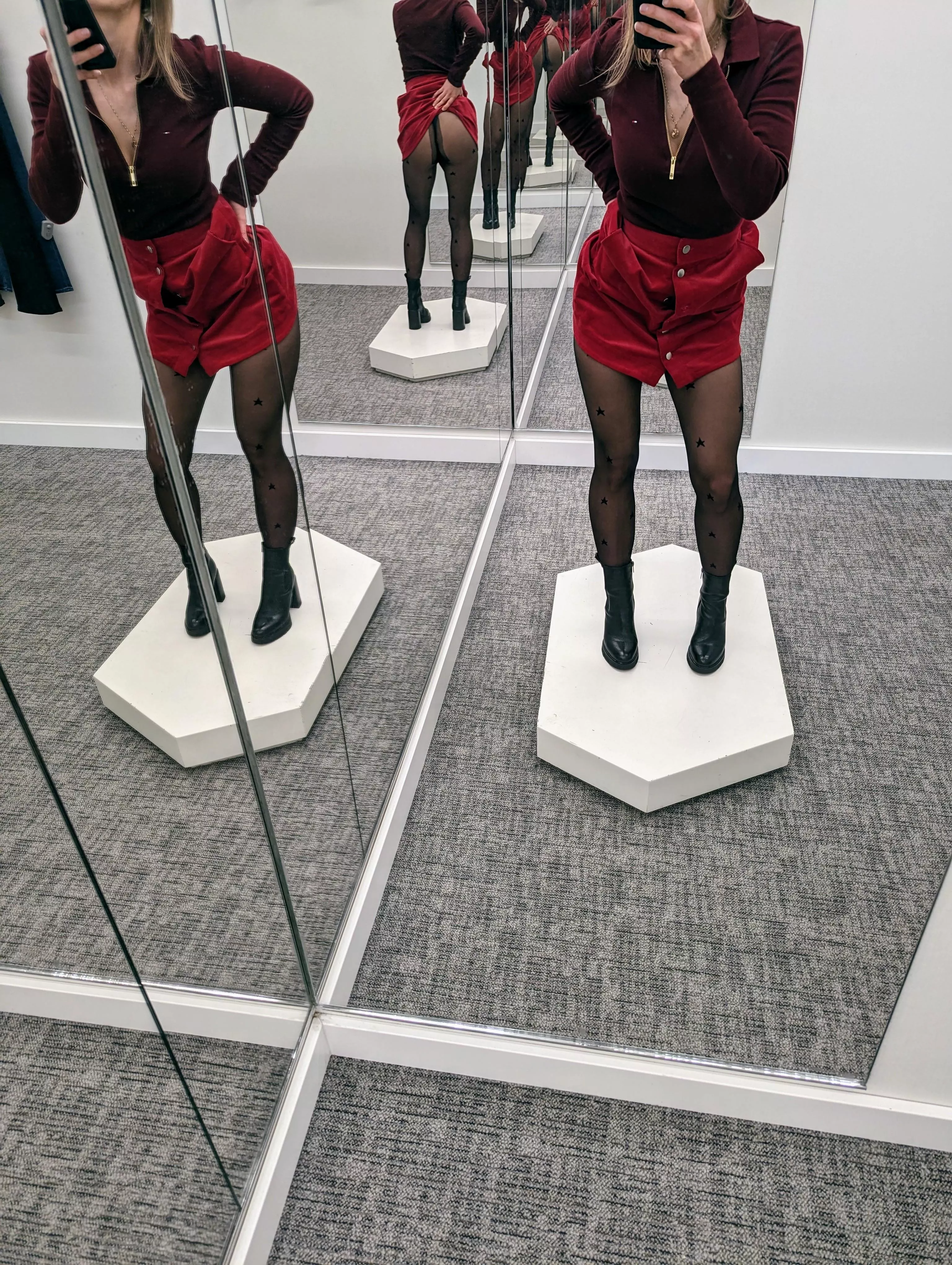 [F33] Fitting room snapshot 😊