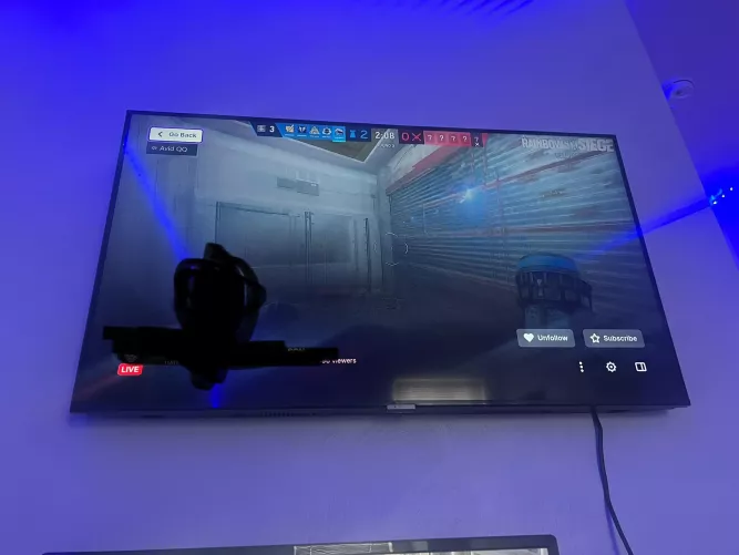 how do i get this border off the tv