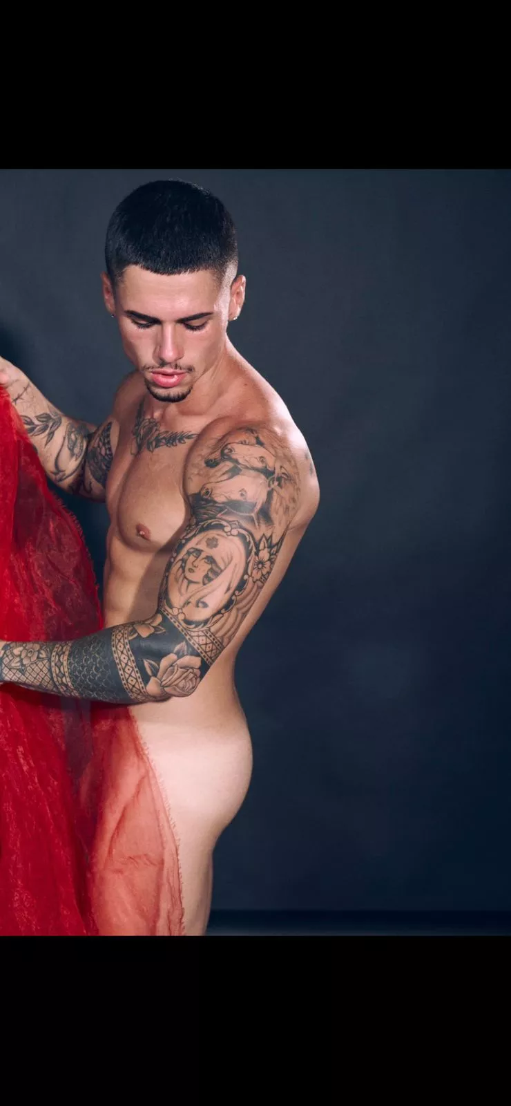 I am a model and I make art