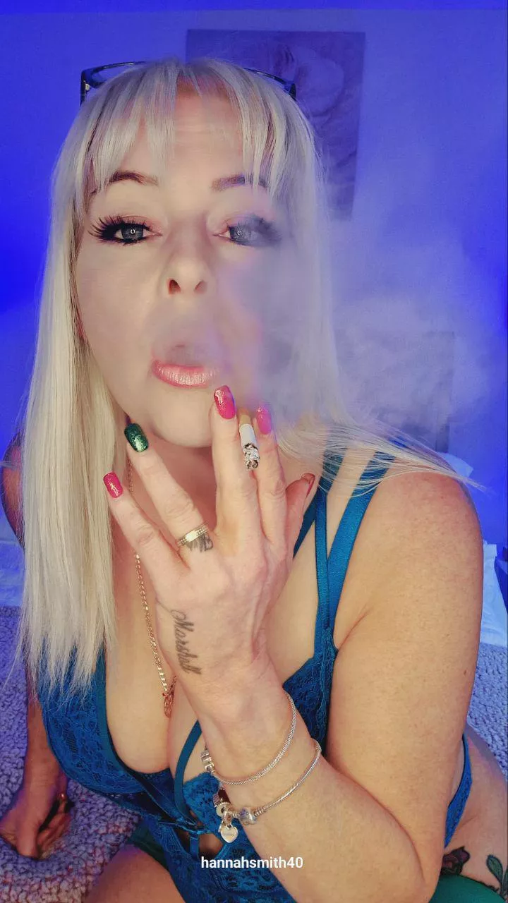 If I was your sons friend would you fuck me ?