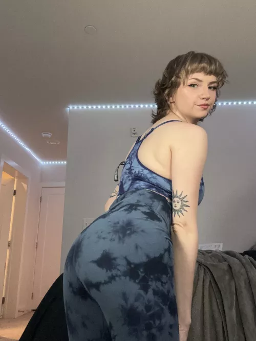 let me squat on your face