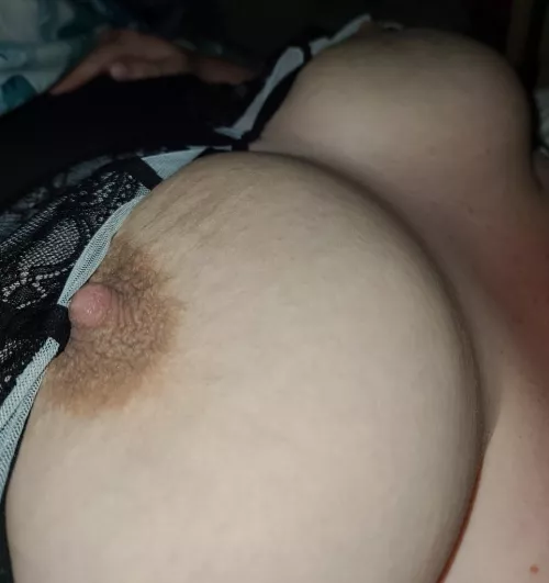 New OF, Titty pics/vids and dick rates! Link and trial in comments.🍆🍆🍆