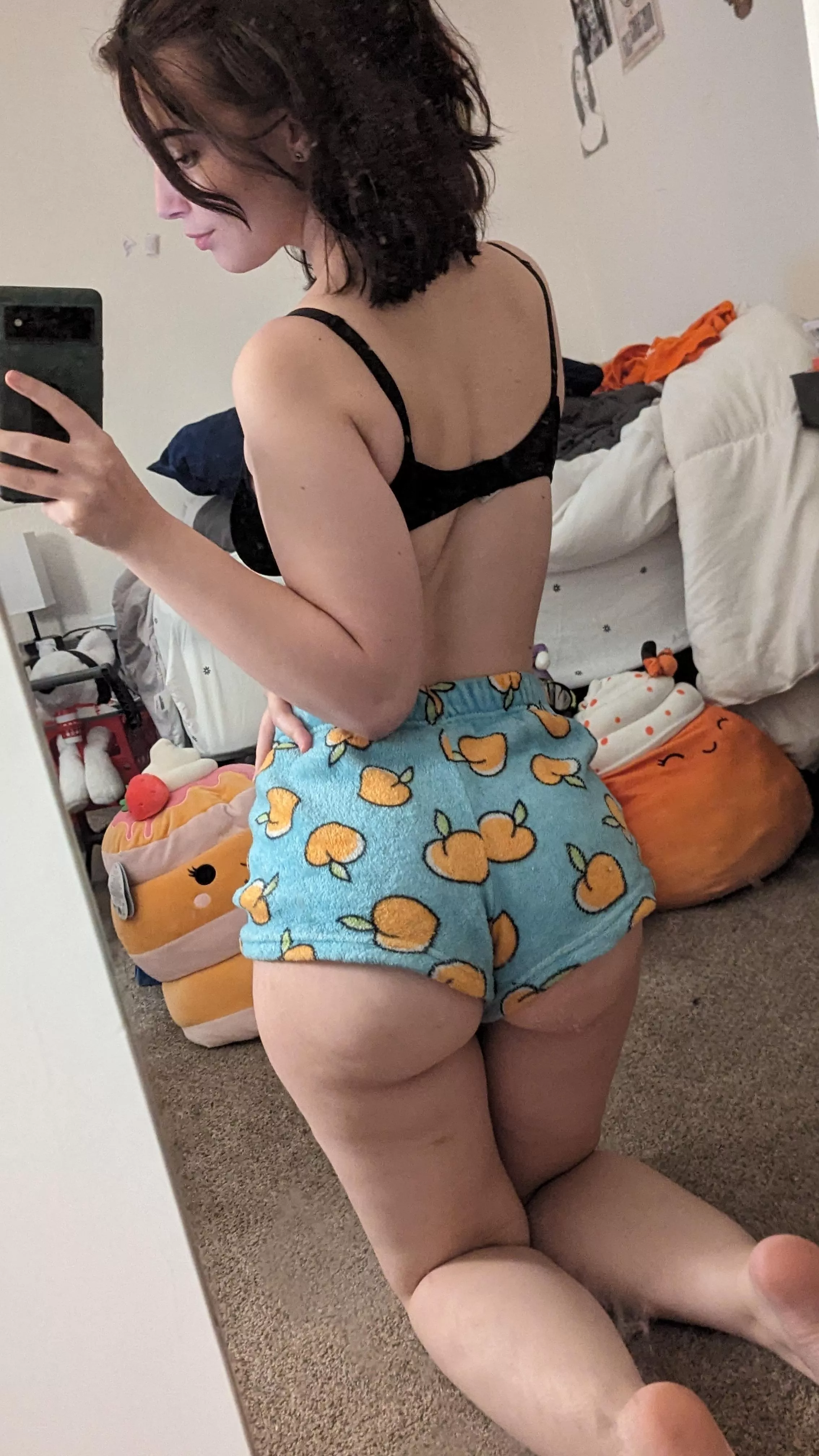 (OC) Do you like my juicy peaches?