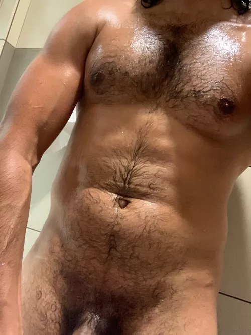 Post workout shower [M]