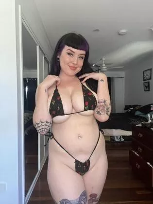 thumb Up get pics in your dm comment. And be surprise to be owned being a sissy boy slave