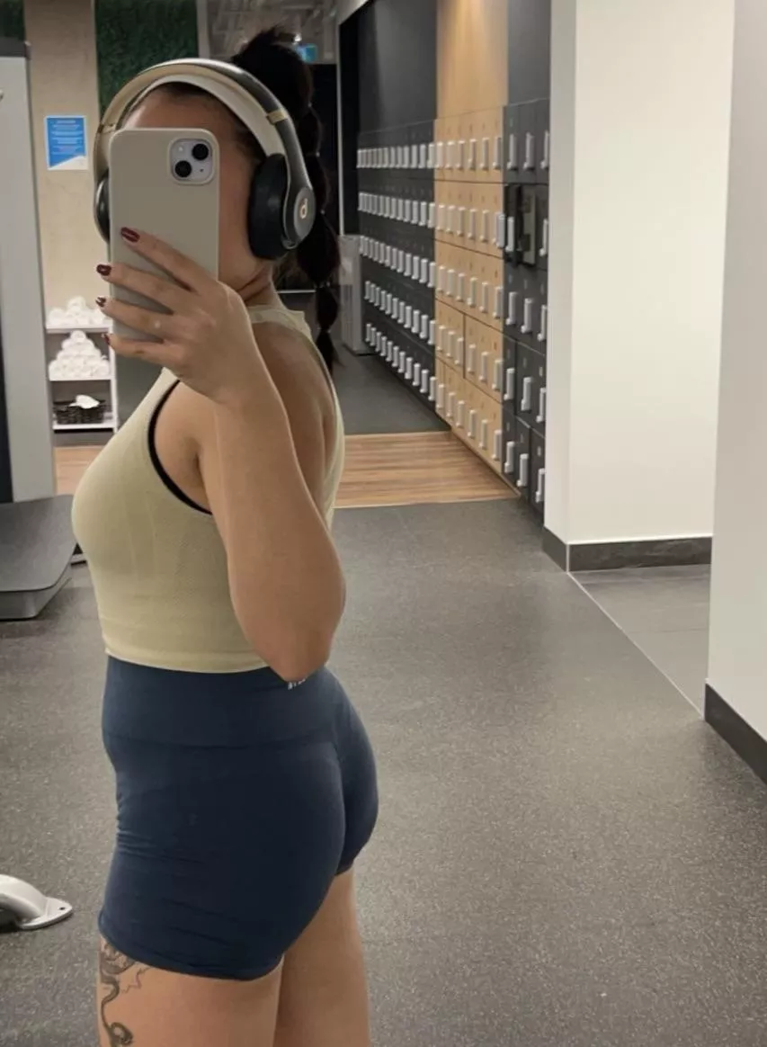 Tips for growing upper glutes? Lower glutes are okay, but need more definition in upper section.