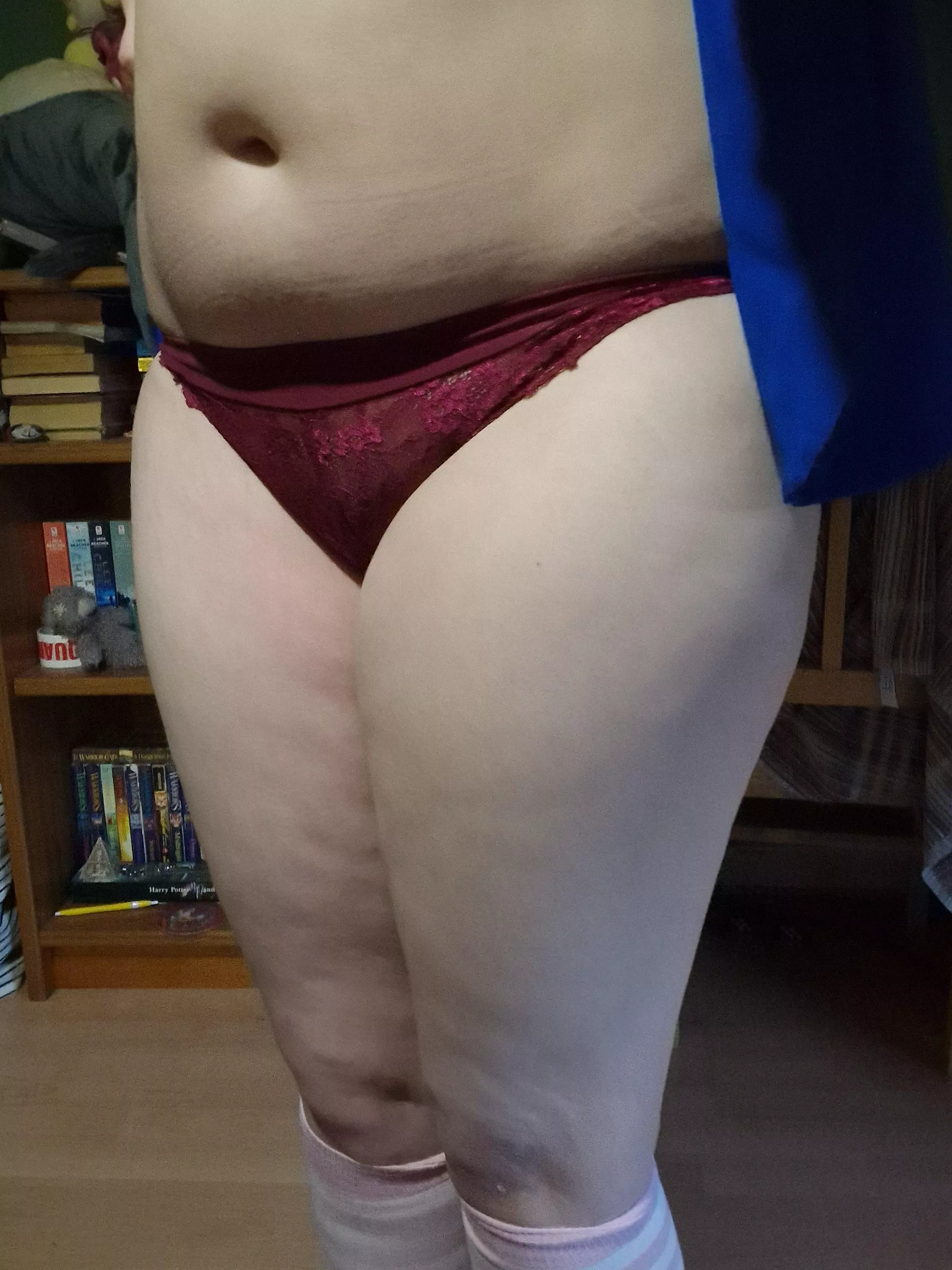 unstuffed, hungry <.<