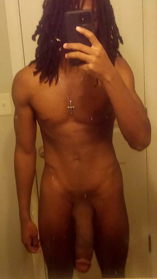 Upvote if your not 9.5 inches