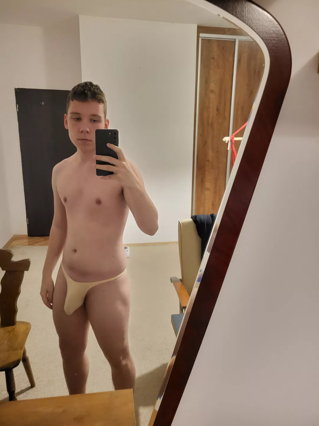 what's your opinion on guys in thongs?