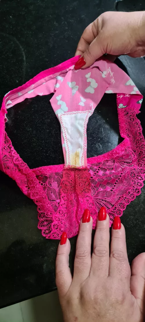 Worn for 24 h some cute skids and grool!