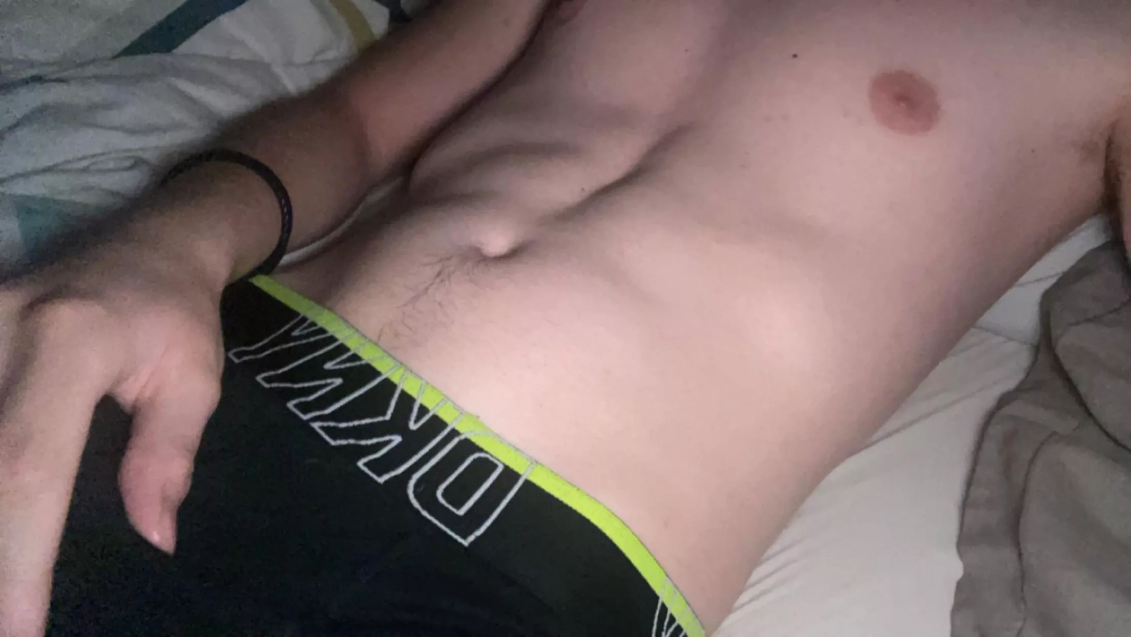 18 fit hot guys hmu snap:jj4fun11