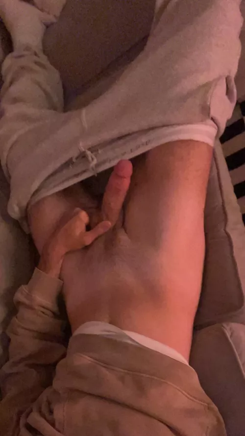 24 straight curious hung bro @jjjake2298