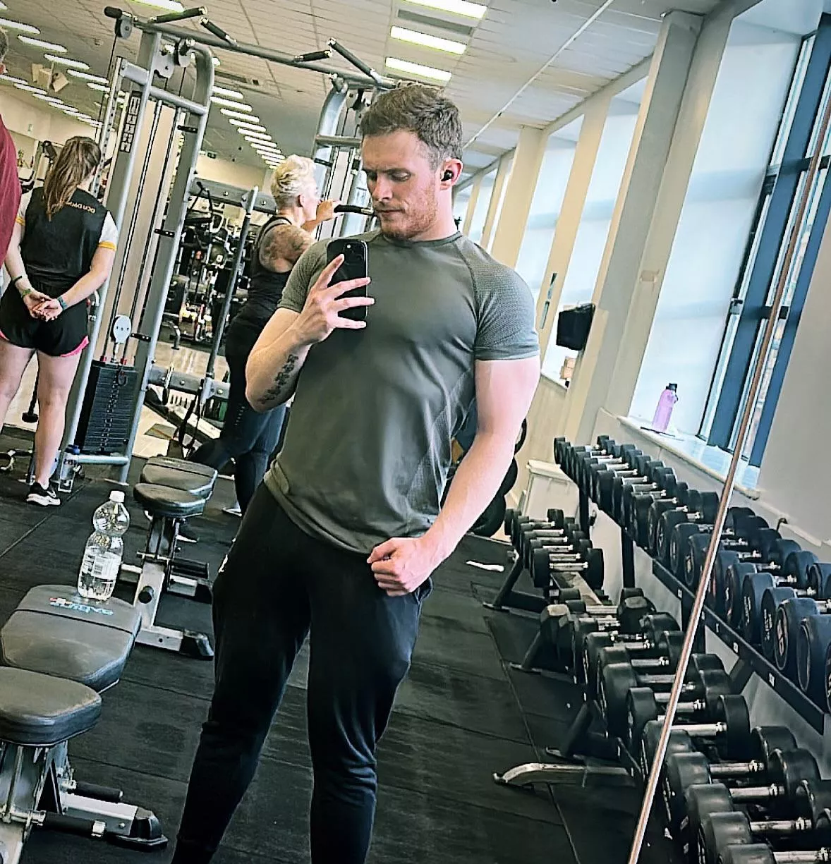 28 M Irish, wanna make horny guys cum. Snap davidreilly08