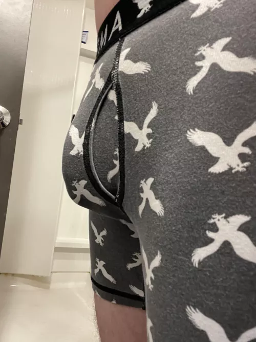 Do you like my bulge? If so let me know