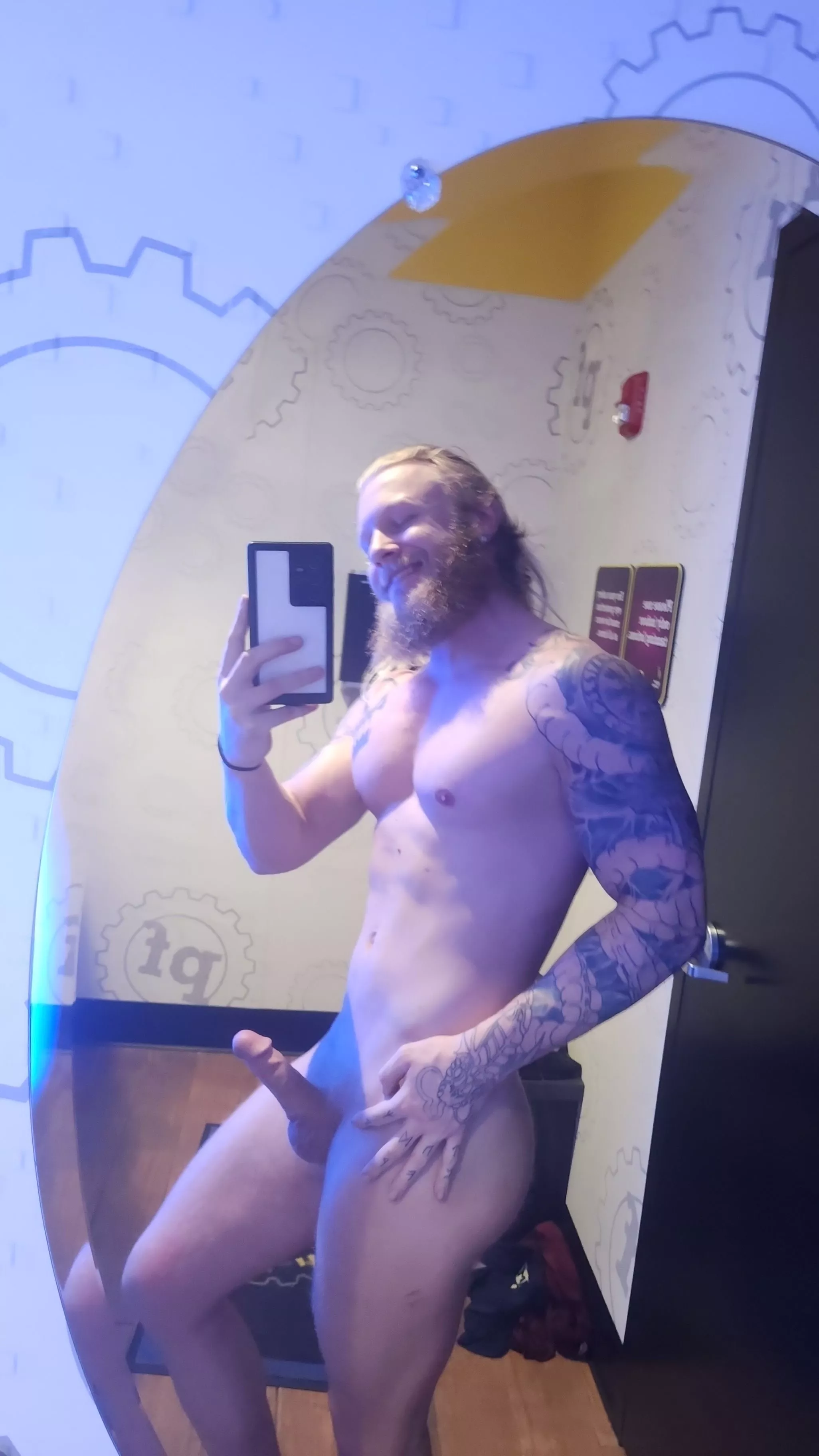 Finally Friday. Who wants to drain me when I get home? 😈