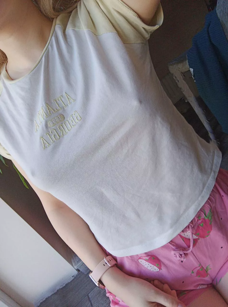 Good girls don't wear bras