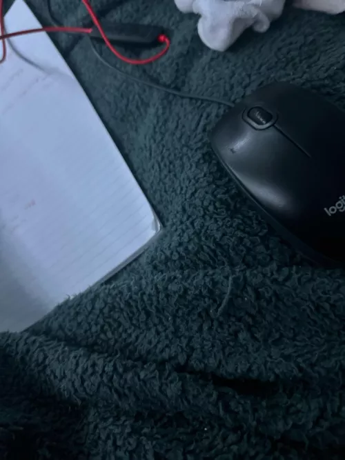 Hairy cum Bitch needs using anyway master or daddy likes connor_hagu2019