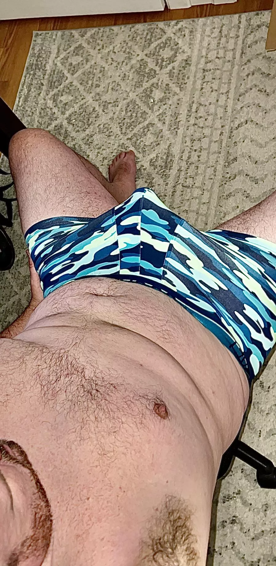 Hop on my lap and grind on me