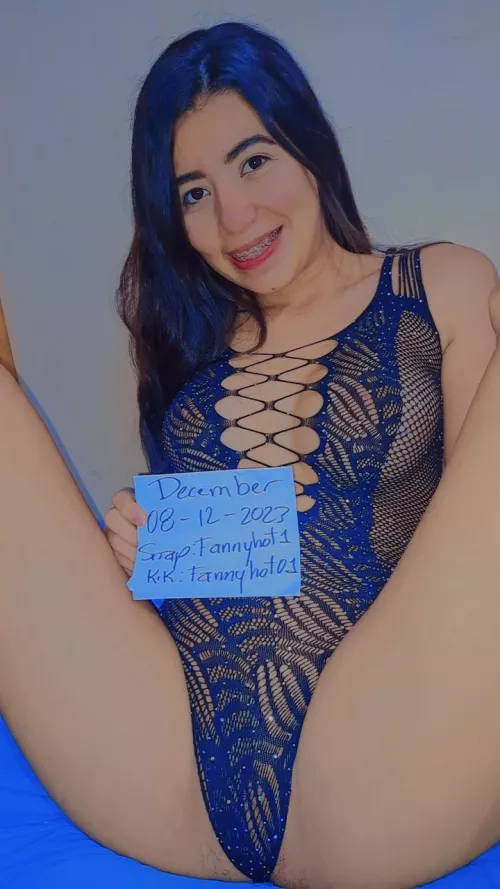 hot latin girl willing to fulfill your daddy fantasies $.N.A: fannyhot1 K.I: fannyhot01
