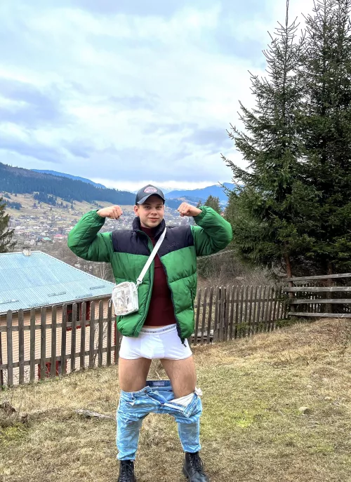 I was blocked from this photo on Instagram, so I will leave it here. will you allow?)