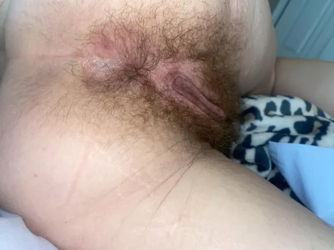 I wish more men were into eating [h]airy ass