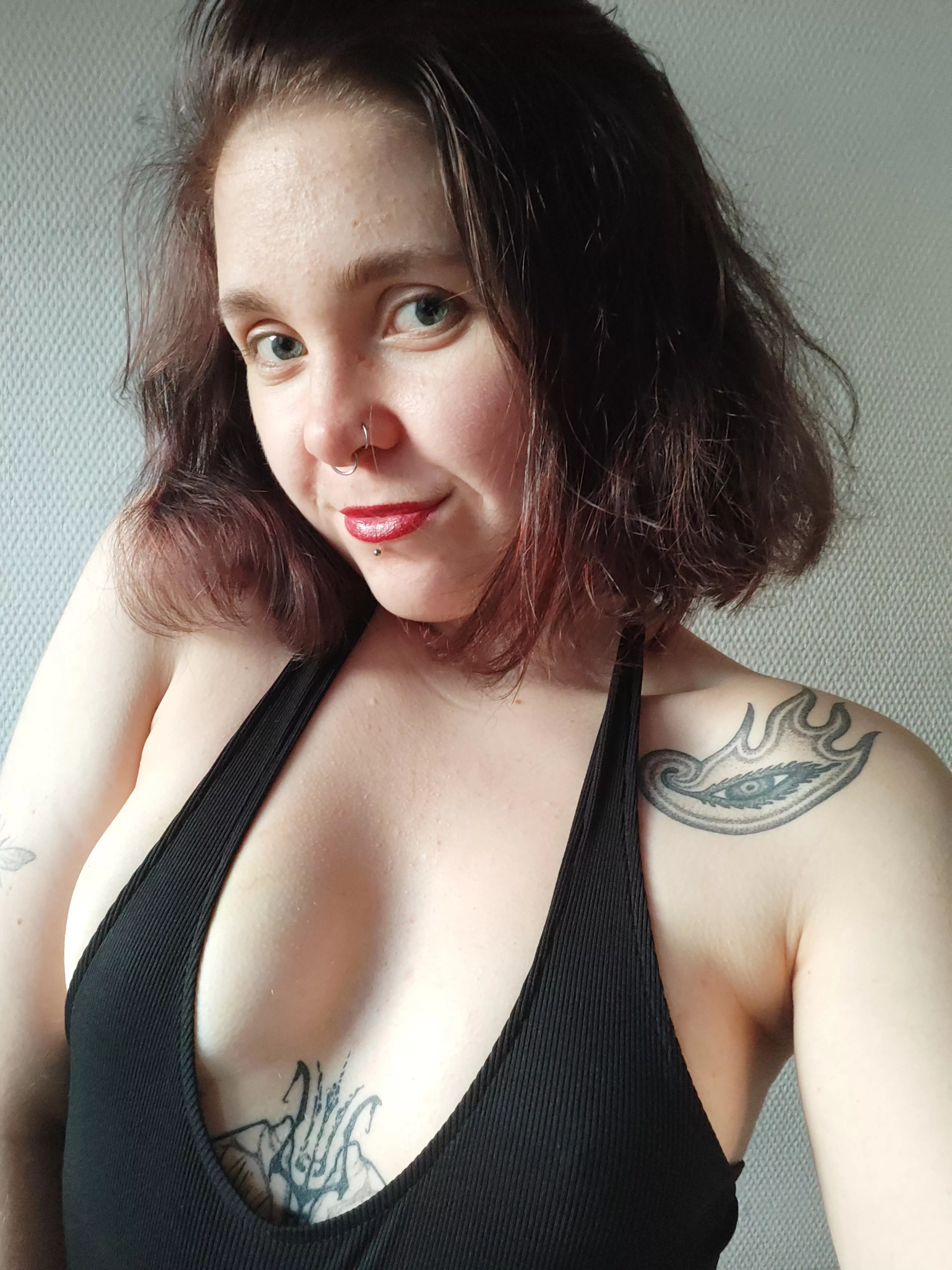 let's get to know each other ^^ taeva (@taeva_xo) [fansly]