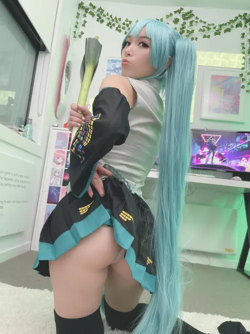 Miku [Hatsune Miku] by Peach Soju