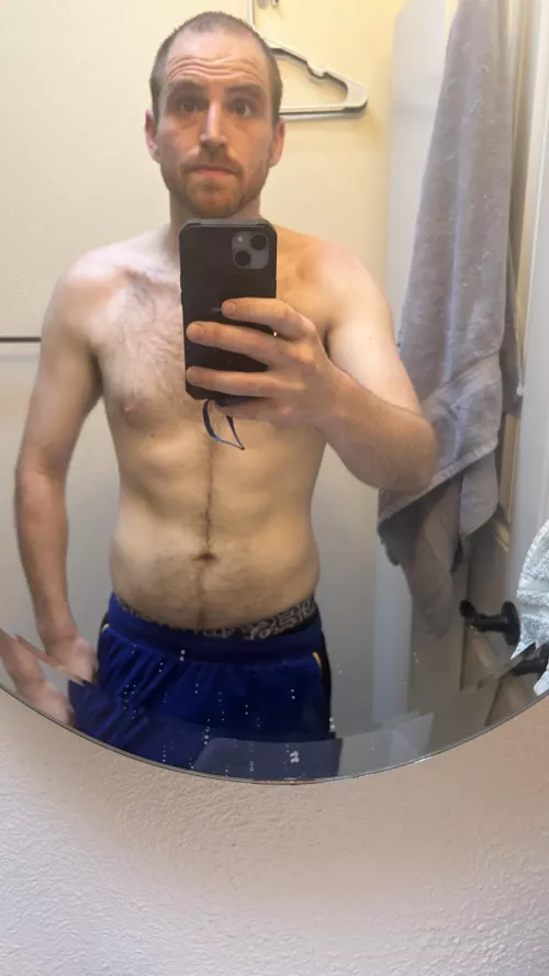 Need an alpha buddy to dominate me and jerk with