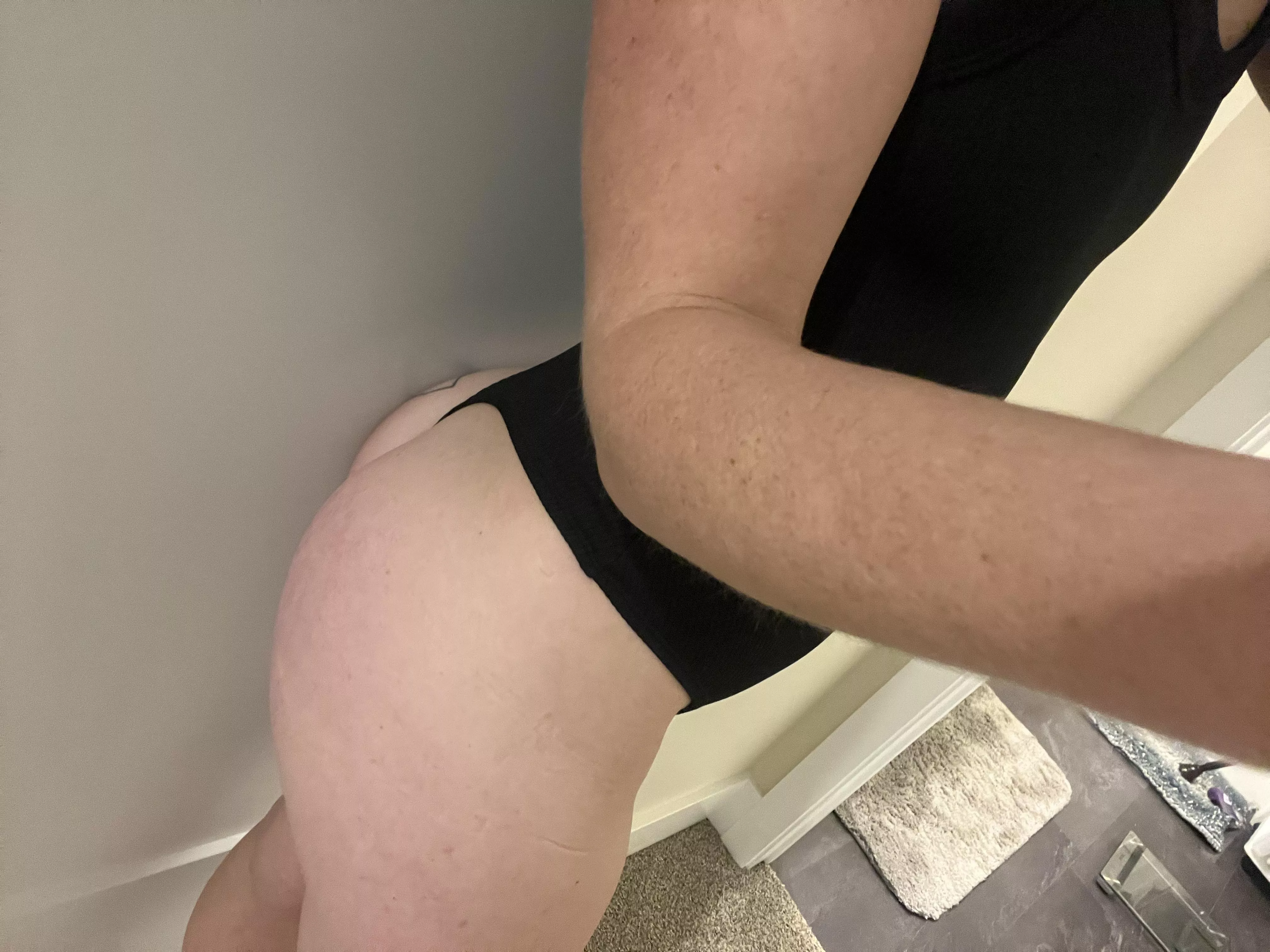 Push up on these white cheeks if you dare