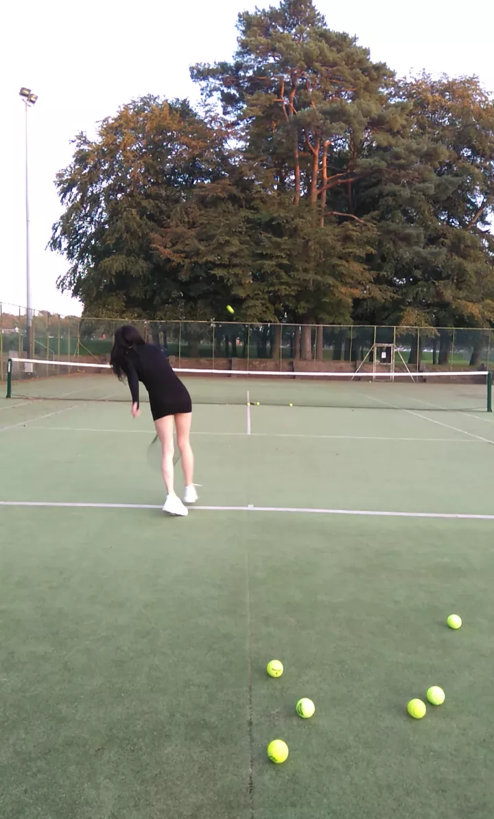 Stretching My Leggies