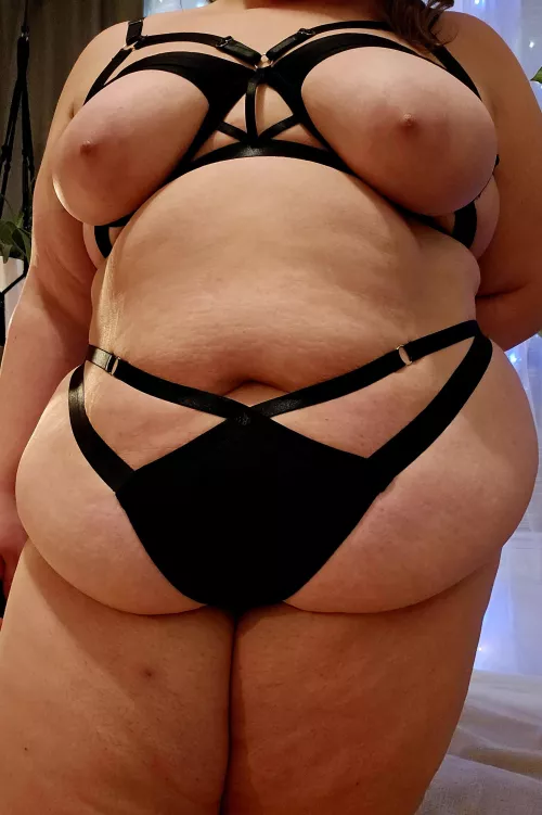 Would you let me ride your dick or your face first?