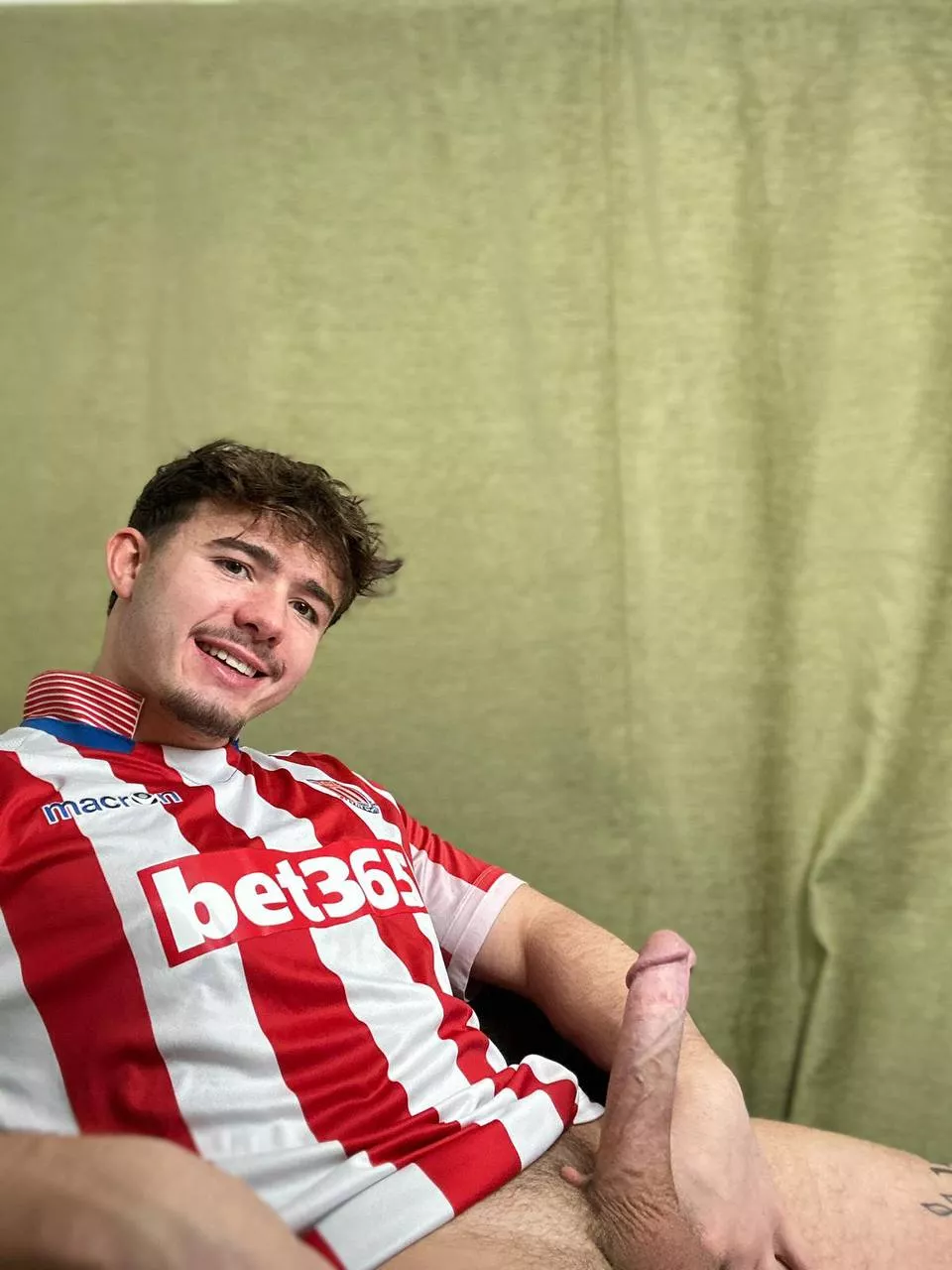 Would you suck while I game??