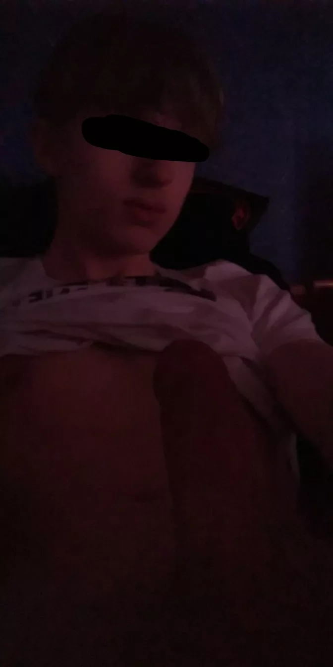 [18] hey, I need a hand here😅✌️