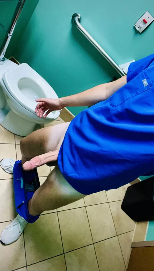 25 submissive horny nurse Snapchat hornywhitetwink