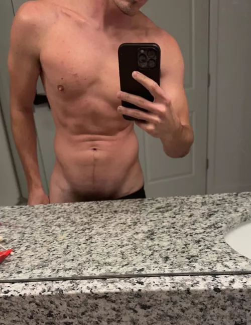 A ladies want to come over and clean this mirror for me?