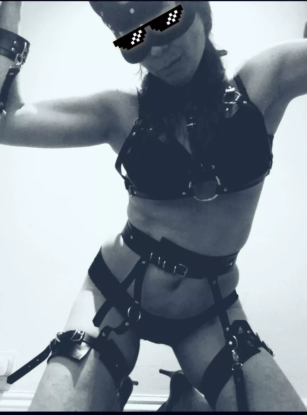 Are you coming to the bedroom with me ?