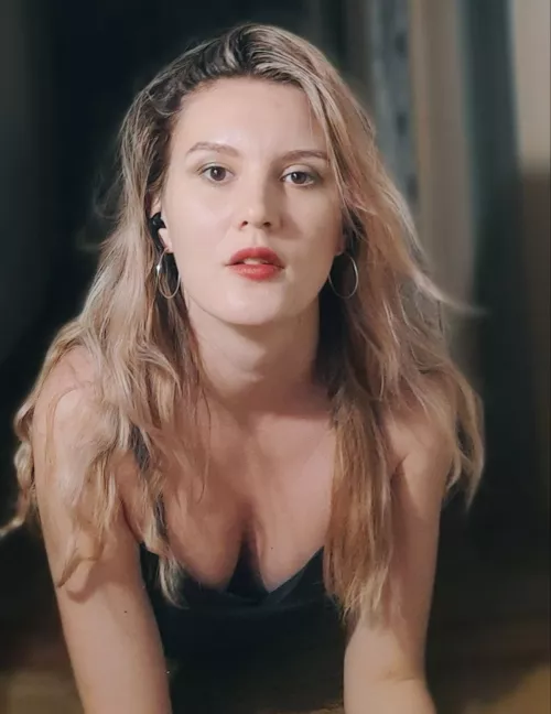 Dressed Girls Metter 🦭