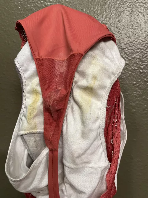 Going to add two days into the pink pair… if anyone wants me to add to the others - let me know 🤭😏🤤