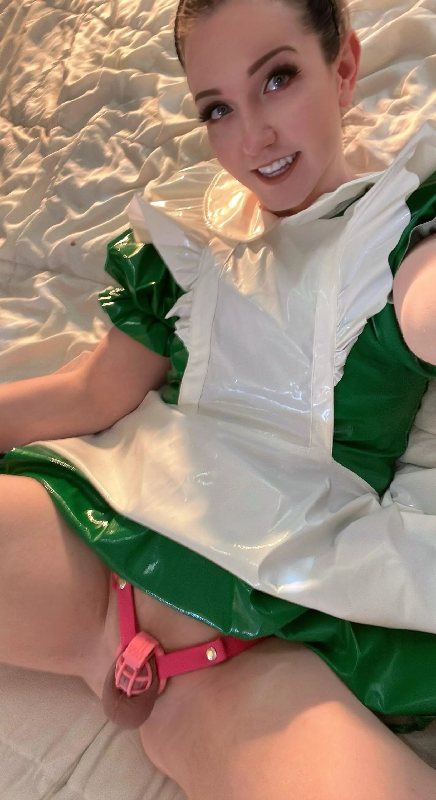 I just want to be someone’s sissy boi 😣