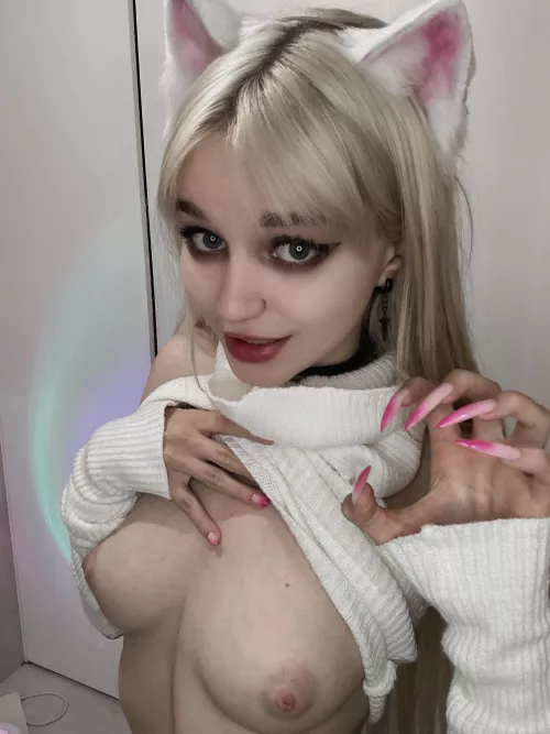 I think they'd look better in your hands~