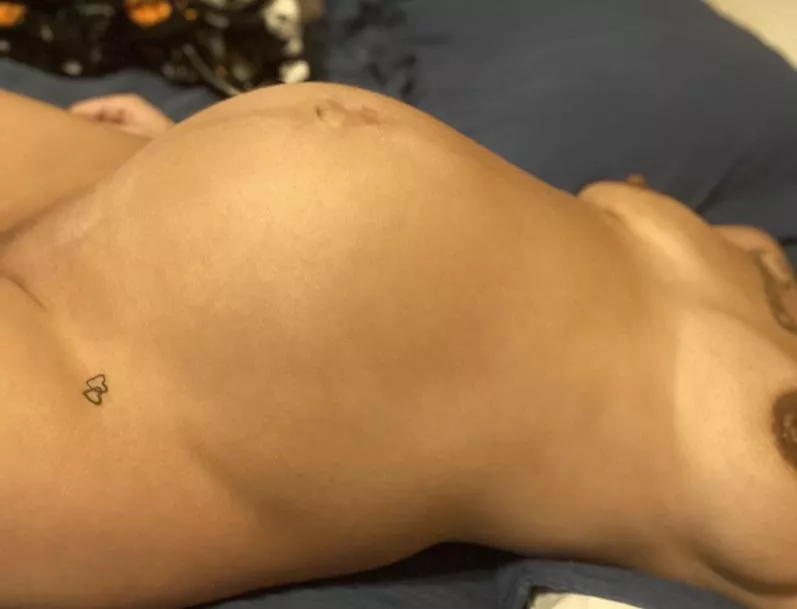 Pregnant belly laying down