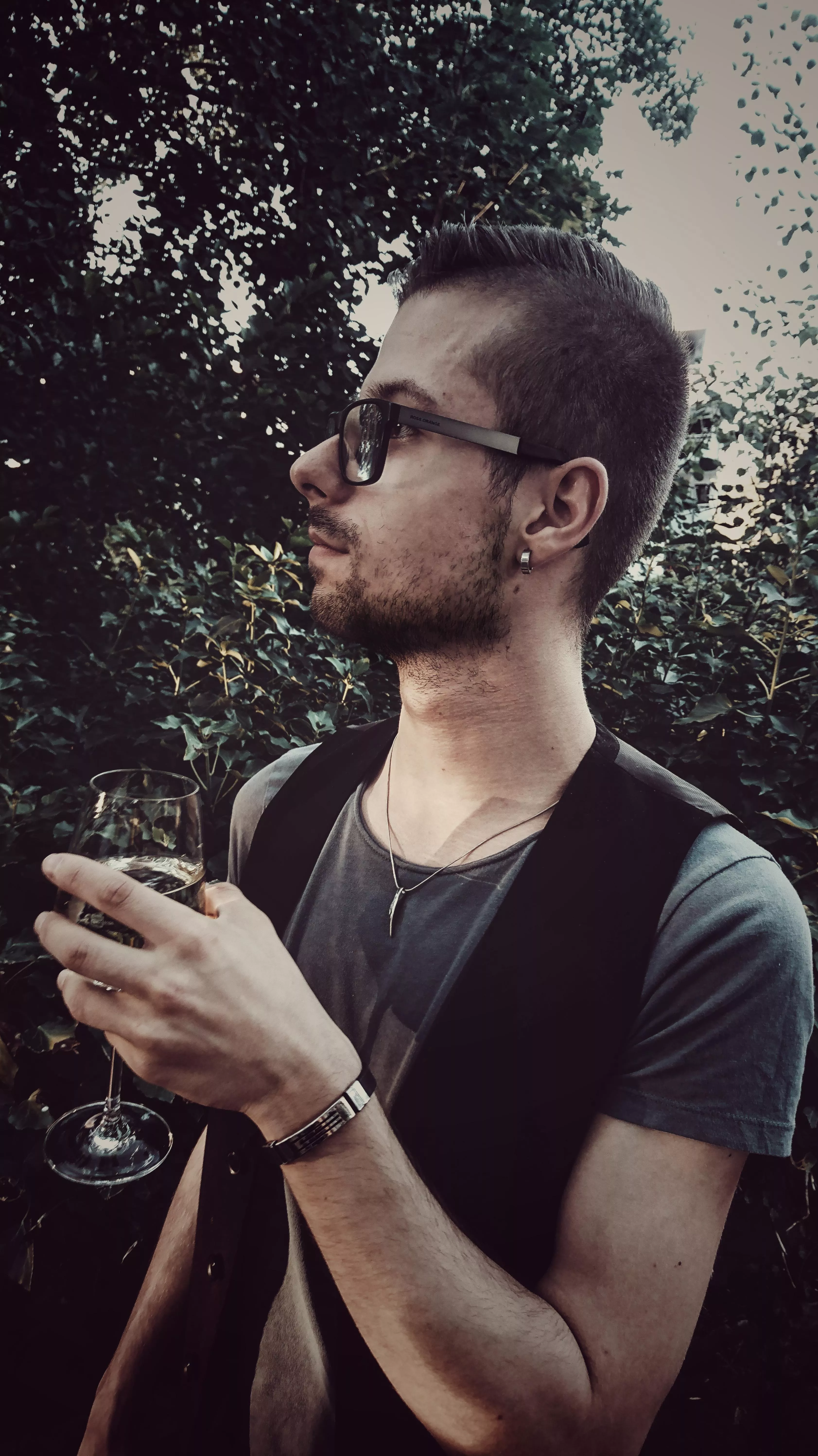 Throwback to summer 2018. Any fellow wine drinkers? 🍷🍾