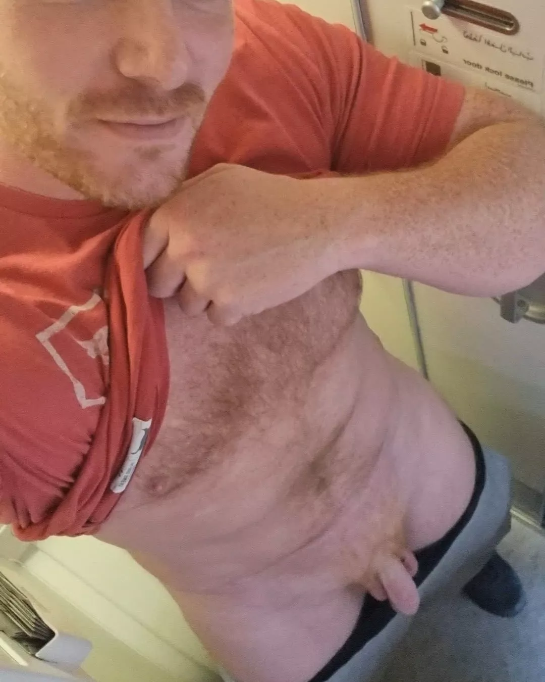 Tried to have some fun on this flight but there was no room to move in here (39)