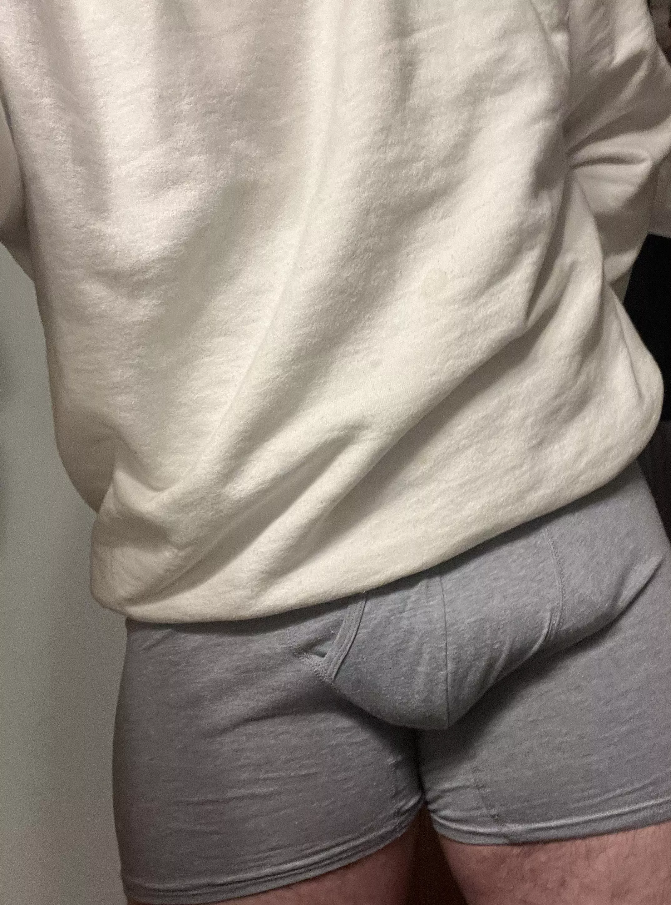 23 got a semi while brushing my teeth for bed