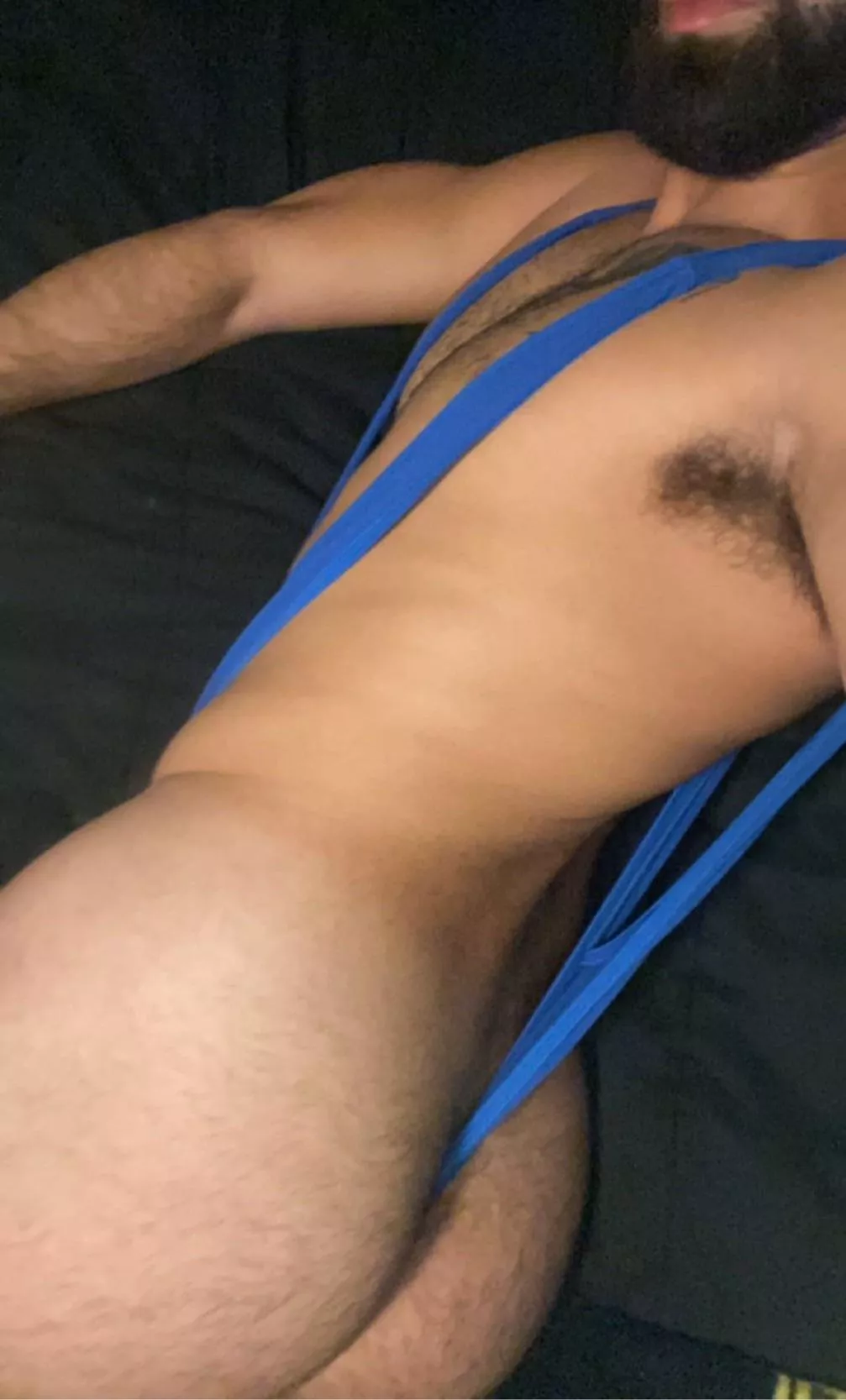 Bi furry Latino showing off for your pleasure 😜