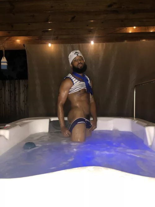 Come help me take off the rest 😈🍆