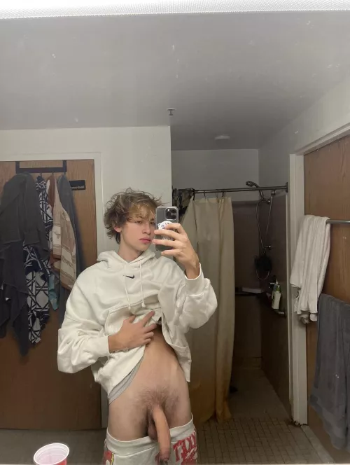 Do you like my mirror pics?