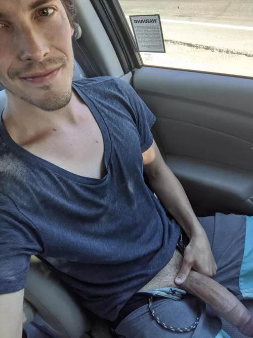 Driving with 3 hands