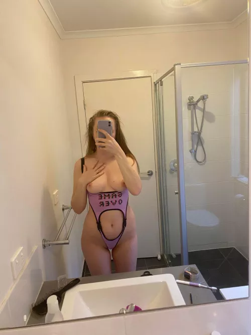 [f]irst time poster, like my new outfit?